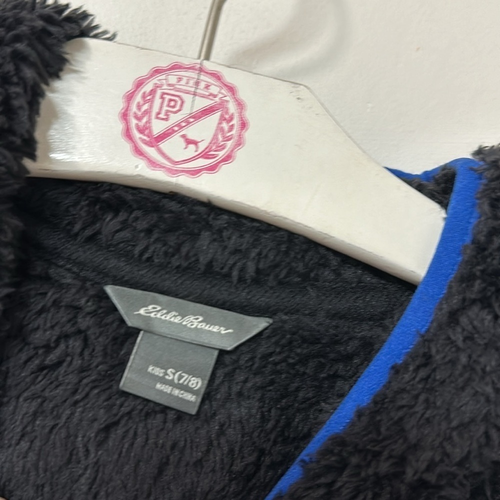 Eddie Bauer jacket - Picture 2 of 2